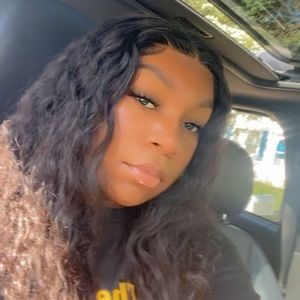 Meet your Posher, Sydney